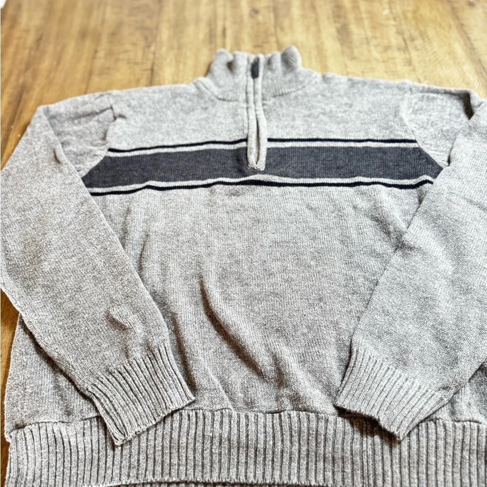 Oscar de la Renta Gray and Black Zip-Up Sweater